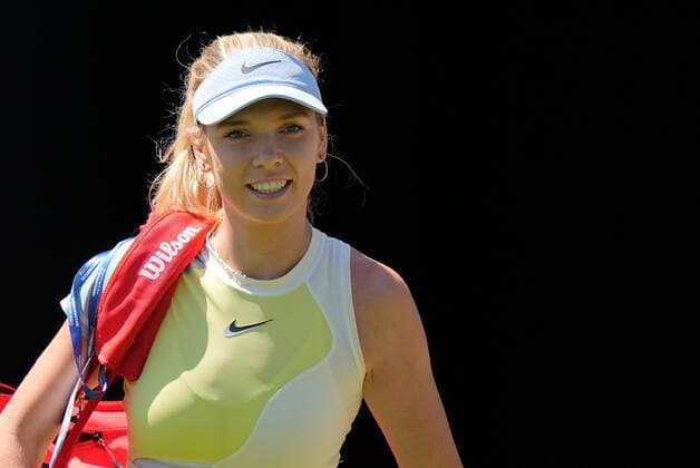Mandatory Credit: Photo by Dave Shopland Shutterstock (12992814o) Great Britain s Katie Boulter smiles Rothesay International Eastbourne, Tennis, Devonshire Park, Eastbourne, UK - 22 Jun 2022 Rothesay International Eastbourne, Tennis, Devonshire Park, Eastbourne, UK - 22 Jun 2022  Copyright: xDavexShopland Shutterstockx 12992814o