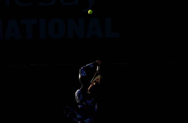 Mandatory Credit: Photo by Dave Shopland Shutterstock (12992814dw) USA s Serena Williams in Quarter final doubles action Rothesay International Eastbourne, Tennis, Devonshire Park, Eastbourne, UK - 22 Jun 2022 Rothesay International Eastbourne, Tennis, Devonshire Park, Eastbourne, UK - 22 Jun 2022  Copyright: xDavexShopland Shutterstockx 12992814dw