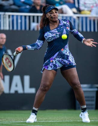 EASTBOURNE, ENGLAND - JUNE 22: Serena Williams of the United States during the Womens doubles quarter final playing alongside Ons Jabeur of Tunisia against Shuko Aoyama of Japan and Hao-Ching Chan of Chinese Taipei on Day Five of Rothesay International Eastbourne at Devonshire Park on June 22, 2022 in Eastbourne, England at Devonshire Park on June 22, 2022 in Eastbourne, E Rothesay International Eastbourne - Day Five Copyright: xSebastianxFrej MBxMediax