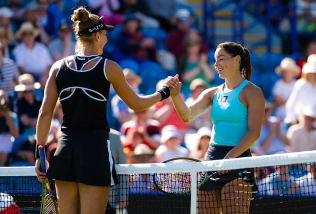 June 22, 2022, Eastbourne, GREAT BRITAIN: Beatriz Haddad Maia of Brazil & Jodie Burrage of Great Britain in action during the third round of the 2022 Rothesay International WTA, Tennis Damen 500 tennis tournament Eastbourne GREAT BRITAIN - ZUMAa181 20220622_zaa_a181_054 Copyright: xRobxPrangex