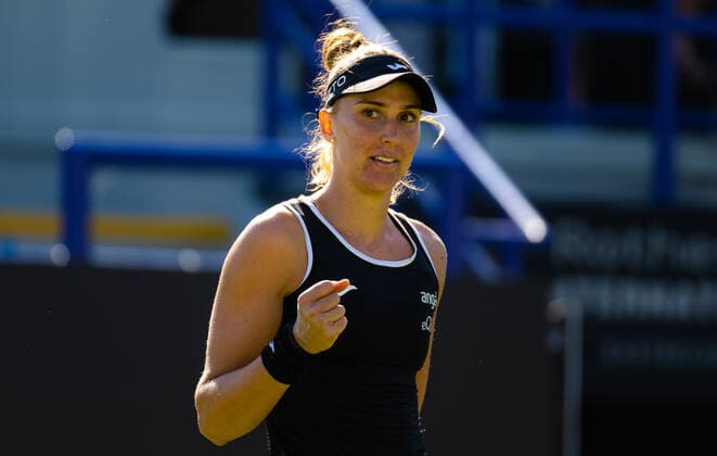 June 22, 2022, Eastbourne, GREAT BRITAIN: Beatriz Haddad Maia of Brazil in action during the third round of the 2022 Rothesay International WTA, Tennis Damen 500 tennis tournament against Jodie Burrage of Great Britain Eastbourne GREAT BRITAIN - ZUMAa181 20220622_zaa_a181_056 Copyright: xRobxPrangex