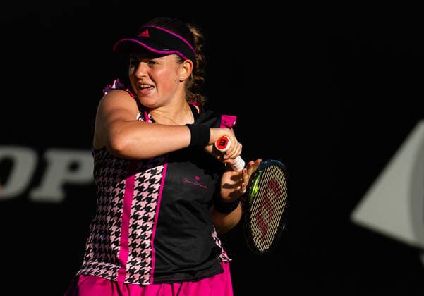June 22, 2022, Eastbourne, GREAT BRITAIN: Jelena Ostapenko of Latvia in action during the third round of the 2022 Rothesay International WTA, Tennis Damen 500 tennis tournament against Madison Keys of United States Eastbourne GREAT BRITAIN - ZUMAa181 20220622_zaa_a181_072 Copyright: xRobxPrangex