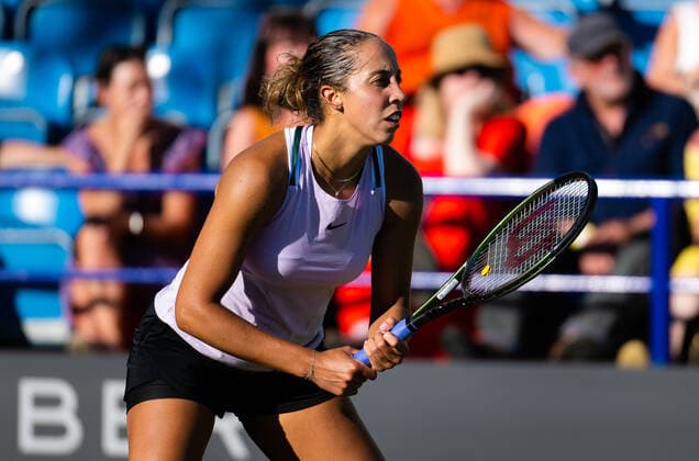 June 22, 2022, Eastbourne, GREAT BRITAIN: Madison Keys of United States in action during the third round of the 2022 Rothesay International WTA, Tennis Damen 500 tennis tournament against Jelena Ostapenko of Latvia Eastbourne GREAT BRITAIN - ZUMAa181 20220622_zaa_a181_073 Copyright: xRobxPrangex