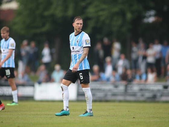 Aschau, Germany 22 June 2022 football, men, test match, season 2022 2023, SV Aschau TSV 1860 Munich, Veilchen Arena Tim Rieder TSV 1860 Munich turns around