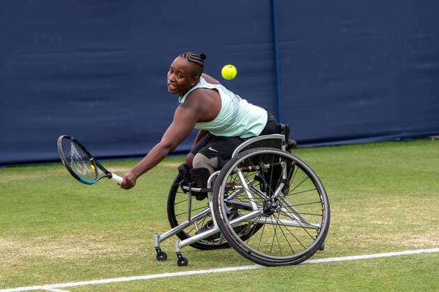 EASTBOURNE, ENGLAND - JUNE 23: Kgothatso Montjane of South Africa plays against Rube Bishop of Great Britain on British Grass Court Wheelchair Tennis Tournament Quarter-final match at Day Six of Rothesay International Eastbourne at Devonshire Park on June 23, 2022 in Eastbourne, E Rothesay International Eastbourne - Day Six Copyright: xSebastianxFrej MBxMediax