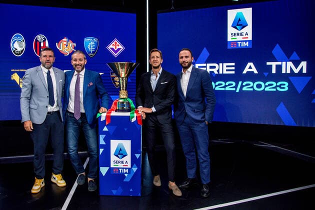 Foto Claudio Furlan LaPresse 24 Giugno 2022 Milano (Italia) Presentazione Calendari campionato Lega Serie A 2022 - 2023 Nella foto: Vincent Candela , Gianluca Zambrotta , Massimo Ambrosini , Gianpaolo Pazzini  Copyright: xClaudioxFurlan LaPressex