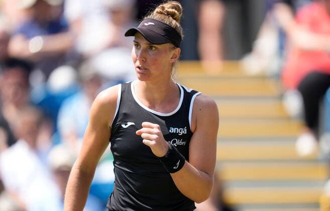 Mandatory Credit: Photo by Dave Shopland Shutterstock (12992817z) Beatriz Haddad Maia from Brazil during her semi final Rothesay International Eastbourne, Tennis, Devonshire Park, Eastbourne, UK - 24 Jun 2022 Rothesay International Eastbourne, Tennis, Devonshire Park, Eastbourne, UK - 24 Jun 2022  Copyright: xDavexShopland Shutterstockx 12992817z