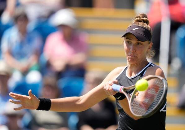 Mandatory Credit: Photo by Dave Shopland Shutterstock (12992817v) Beatriz Haddad Maia from Brazil during her semi final Rothesay International Eastbourne, Tennis, Devonshire Park, Eastbourne, UK - 24 Jun 2022 Rothesay International Eastbourne, Tennis, Devonshire Park, Eastbourne, UK - 24 Jun 2022  Copyright: xDavexShopland Shutterstockx 12992817v