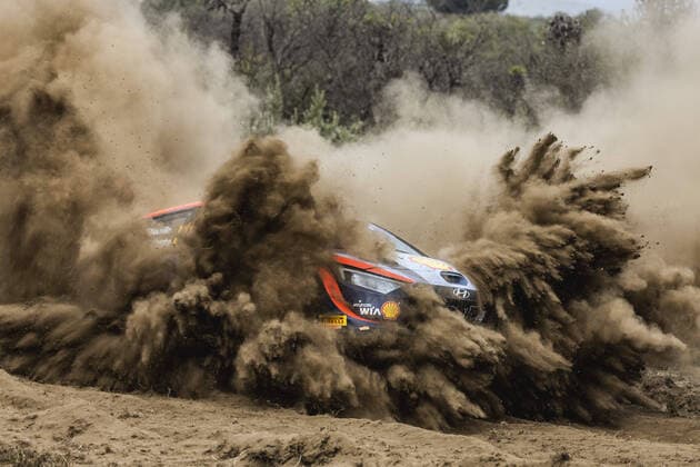 11 NEUVILLE Thierry (bel), WYDAEGHE Martijn (bel), Hyundai Shell Mobis World Rally Team, Hyundai i20 N Rally 1, action during the Safari Rally Kenya 2022, 6th round of the 2022 WRC, Motorsport Rallye, WM World Rally Car Championship, from June 23 to 26, 2022 at Nairobi, Kenya - AUTO - WRC - SAFARI RALLY KENYA 2022 DPPI Panoramic RPPA2022_06_SAFARI_419