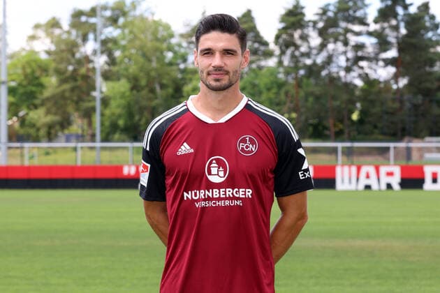 23 06 2022 1 FC Nuremberg FCN club season 2022 2023 photo appointment portrait appointment press appointment presentation single photo portrait portrait headshot DaMa single photo single photo portrait portrait headshot Christopher Schindler 16, 1 FC Nuremberg FCN