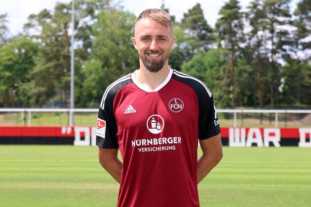 23 06 2022 1 FC Nürnberg FCN club season 2022 2023 photo appointment portrait appointment press appointment presentation single photo portrait portrait headshot DaMa single photo single photo portrait portrait headshot Florian Hübner Huebner 19, 1 FC Nürnberg FCN