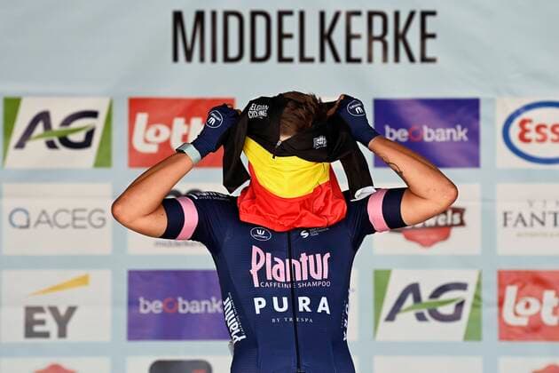 Sport Themen der Woche KW25 Sport Bilder des Tages MIDDELKERKE, BELGIUM - JUNE 26 : De Baat Kim (BEL) of Plantur-Pura during the 2022 Belgian national championships cycling race for men elite with start and finish in Middelkerke (208,7km) on June 26, 2022 in Middelkerke, Belgium, 26 06 2022 ( 2022 Belgian national championship race men elite PhotoNews Panoramic 