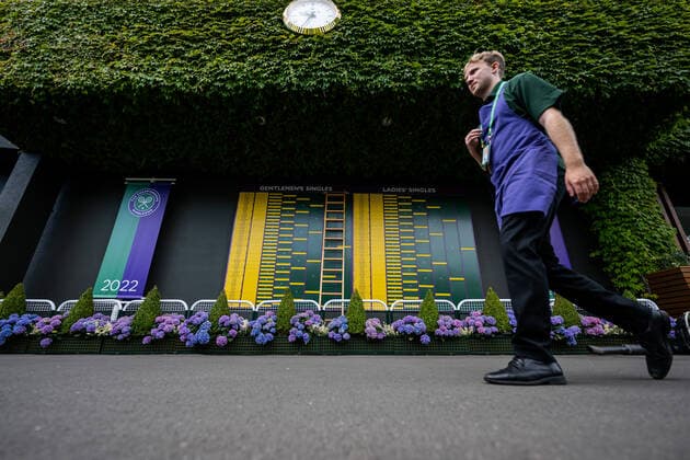 220627 The Draw Board for Gentlemen?s and Ladies Singles matches during day 1 of Wimbledon on June 27, 2022 in London Photo Mathias Bergeld BILDBYRAN kod MB MB0412 tennis wimbledon day 1 bbeng arena,  Copyright: MATHIASxBERGELD BB220627MB003