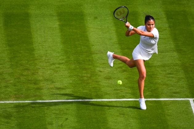 Mandatory Credit: Photo by James Veysey Shutterstock (13002284bi) Emma Raducanu during her first round match Wimbledon Tennis Championships, Day 2, The All England Lawn Tennis and Croquet Club, London, UK - 27 Jun 2022 Wimbledon Tennis Championships, Day 2, The All England Lawn Tennis and Croquet Club, London, UK - 27 Jun 2022  Copyright: xJamesxVeysey Shutterstockx 13002284bi