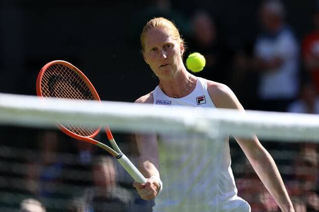 Great Britain, London, All England Lawn Tennis Club, The Championships Wimbledon 2022 - DAY 1- 27 06 2022 Belgian player Alison Van Uytvanck (BEL) pictured during her first round against No.10 seed Emma Raducanu (GBR) in London , All England Lawn Tennis Club at The Championships Wimbledon 2022 The Championships Wimbledon 2022- DAY 1- 27 06 2022 PhotoNews Panoramic 