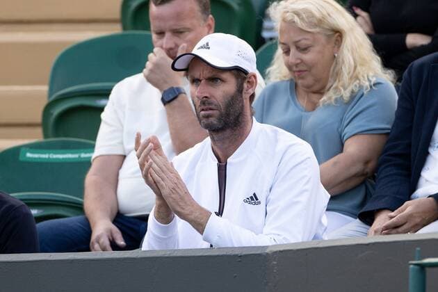 Mandatory Credit: Photo by Ella Ling Shutterstock (13002016bt) Torben Beltz coach of Anett Kontaveit Wimbledon Tennis Championships, Day 1, The All England Lawn Tennis and Croquet Club, London, UK - 27 Jun 2022 Wimbledon Tennis Championships, Day 1, The All England Lawn Tennis and Croquet Club, London, UK - 27 Jun 2022  Copyright: xEllaxLing Shutterstockx 13002016bt