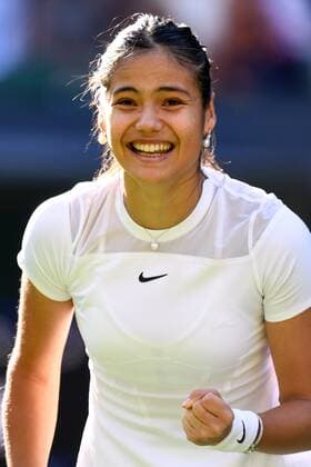 Mandatory Credit: Photo by James Veysey Shutterstock (13002284do) Emma Raducanu celebrates victory in her first round match Wimbledon Tennis Championships, Day 2, The All England Lawn Tennis and Croquet Club, London, UK - 27 Jun 2022 Wimbledon Tennis Championships, Day 2, The All England Lawn Tennis and Croquet Club, London, UK - 27 Jun 2022  Copyright: xJamesxVeysey Shutterstockx 13002284do