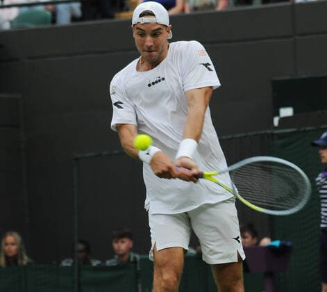 Tennis - 2022 Wimbledon Championships - Week One - Day One (Monday) - All England Lawn Tennis Club, Wimbledon - Monday 27th June 2022 Jan - Lennard Struff v Carlos Alcaraz Jan - Lennard Struff of Germany 