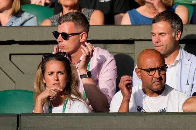Mandatory Credit: Photo by Dave Shopland Shutterstock (13002015cv) Andy Murray s wife Kim Sears watches on Wimbledon Tennis Championships, Day 1, The All England Lawn Tennis and Croquet Club, London, UK - 27 Jun 2022 Wimbledon Tennis Championships, Day 1, The All England Lawn Tennis and Croquet Club, London, UK - 27 Jun 2022  Copyright: xDavexShopland Shutterstockx 13002015cv