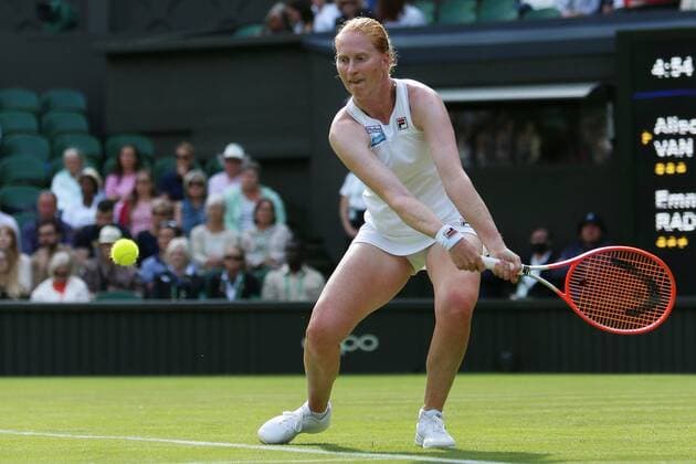 Great Britain, London, All England Lawn Tennis Club, The Championships Wimbledon 2022 - DAY 1- 27 06 2022 Belgian player Alison Van Uytvanck (BEL) pictured during her first round against No.10 seed Emma Raducanu (GBR) in London , All England Lawn Tennis Club at The Championships Wimbledon 2022 The Championships Wimbledon 2022- DAY 1- 27 06 2022 PhotoNews Panoramic 