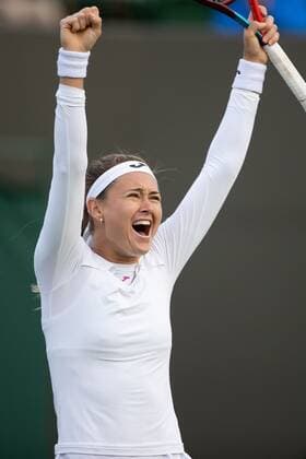 Mandatory Credit: Photo by Ella Ling Shutterstock (13002016dg) Marie Bouzkova celebrates after winning her first round match against Danielle Collins Wimbledon Tennis Championships, Day 1, The All England Lawn Tennis and Croquet Club, London, UK - 27 Jun 2022 Wimbledon Tennis Championships, Day 1, The All England Lawn Tennis and Croquet Club, London, UK - 27 Jun 2022  Copyright: xEllaxLing Shutterstockx 13002016dg