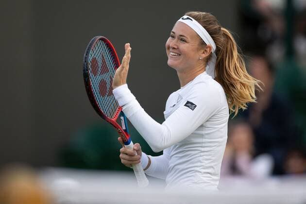 Mandatory Credit: Photo by Ella Ling Shutterstock (13002016dj) Marie Bouzkova celebrates after winning her first round match against Danielle Collins Wimbledon Tennis Championships, Day 1, The All England Lawn Tennis and Croquet Club, London, UK - 27 Jun 2022 Wimbledon Tennis Championships, Day 1, The All England Lawn Tennis and Croquet Club, London, UK - 27 Jun 2022  Copyright: xEllaxLing Shutterstockx 13002016dj