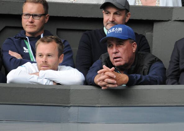 Tennis - 2022 Wimbledon Championships - Week One - Day One (Monday) - All England Lawn Tennis Club, Wimbledon - Monday 27th June 2022 Andy Murray v James Duckworth Andy Murray coach Ivan Lendl with Mark Hilton (left) 
