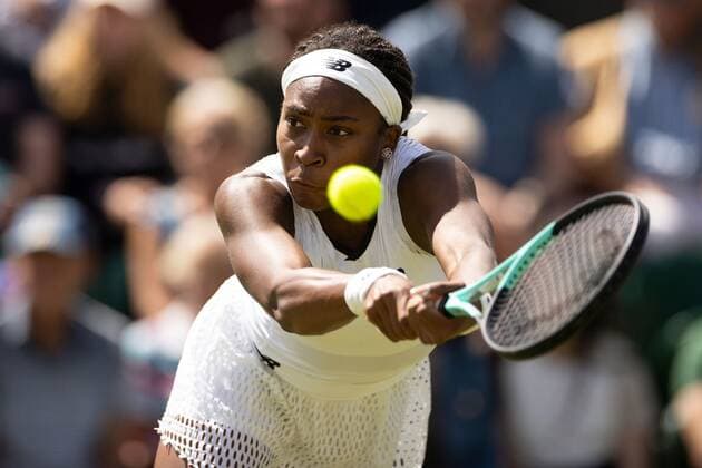 Mandatory Credit: Photo by Ella Ling Shutterstock (13002020ae) Coco Gauff during her first round match Wimbledon Tennis Championships, Day 2, The All England Lawn Tennis and Croquet Club, London, UK - 28 Jun 2022 Wimbledon Tennis Championships, Day 2, The All England Lawn Tennis and Croquet Club, London, UK - 28 Jun 2022  Copyright: xEllaxLing Shutterstockx 13002020ae