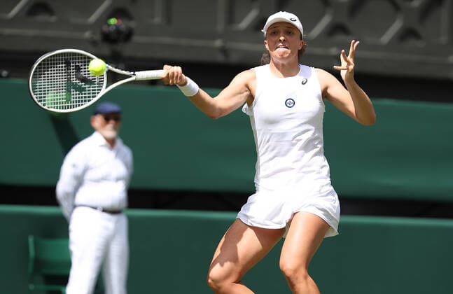 TENNIS - Wimbledon 2022 LONDON,ENGLAND,28.JUN.22 - TENNIS - WTA, Tennis Damen Tour, Wimbledon, Grand Slam. Image shows Iga Swiatek (POL).  GEPAxpictures xAlanxGrieves