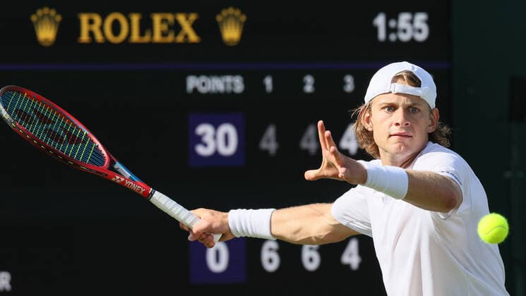 Belgian Zizou Bergs pictured in action during a first round game in the men s singles tournament between Belgian Bergs (ATP146) and British Draper (ATP94) at the 2022 Wimbledon grand slam tennis tournament at the All England Tennis Club, in south-west London, Britain, Tuesday 28 June 2022. BENOITxDOPPAGNE  x36720279x