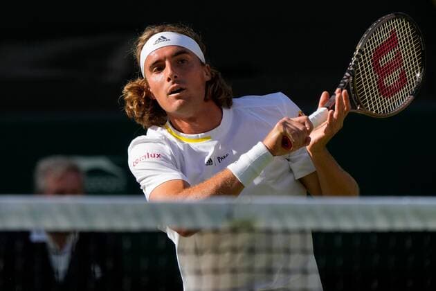 Mandatory Credit: Photo by Dave Shopland Shutterstock (13002019cv) Stefanos Tsitsipas during his first round match Wimbledon Tennis Championships, Day 2, The All England Lawn Tennis and Croquet Club, London, UK - 28 Jun 2022 Wimbledon Tennis Championships, Day 2, The All England Lawn Tennis and Croquet Club, London, UK - 28 Jun 2022  Copyright: xDavexShopland Shutterstockx 13002019cv