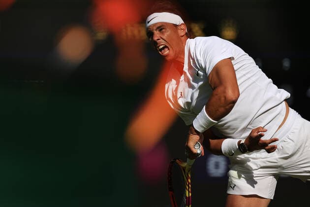 Tennis Wimbledon Tag 2 28. Juni 2022 Tennis Wimbledon Tag 2 Rafael Nadal ESP in Aktion gegen Francisco Cerundolo ARG während ihres Herreneinzelspiels in der ersten Runde Foto Simon Stacpoole Offside London UK  Copyright: xSimonxStacpoolexOffside
