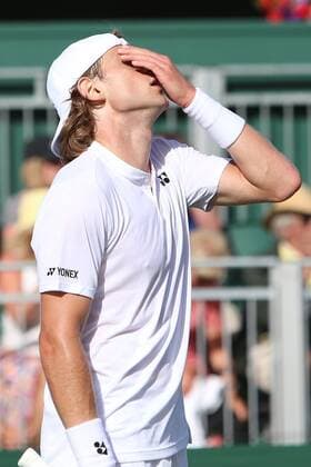 Great Britain, London, All England Lawn Tennis Club, The Championships Wimbledon 2022 - DAY 2- 28 06 2022 Belgian player Zizou Bergs (BEL) pictured during his first round against Jack Draper (GBR) in London, All England Lawn Tennis Club at The Championships Wimbledon 2022 The Championships Wimbledon 2022- DAY 2- 28 06 2022 PhotoNews Panoramic 