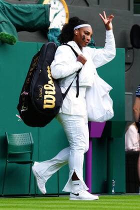 Mandatory Credit: Photo by Javier Garcia Shutterstock (13002021lh) Serena Williams walks onto Centre Court ahead of her first round match Wimbledon Tennis Championships, Day 2, The All England Lawn Tennis and Croquet Club, London, UK - 28 Jun 2022 Wimbledon Tennis Championships, Day 2, The All England Lawn Tennis and Croquet Club, London, UK - 28 Jun 2022  Copyright: xJavierxGarcia Shutterstockx 13002021lh