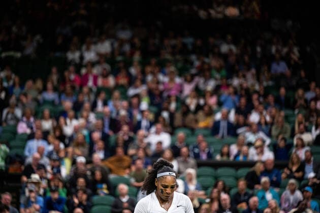 220628 Serena Williams of USA competes in a first round singles tennis match during day 2 of Wimbledon on June 28, 2022 in London Photo Mathias Bergeld BILDBYRAN kod MB MB0413 tennis wimbledon day 2 bbeng usa,  Copyright: MATHIASxBERGELD BB220628MB054
