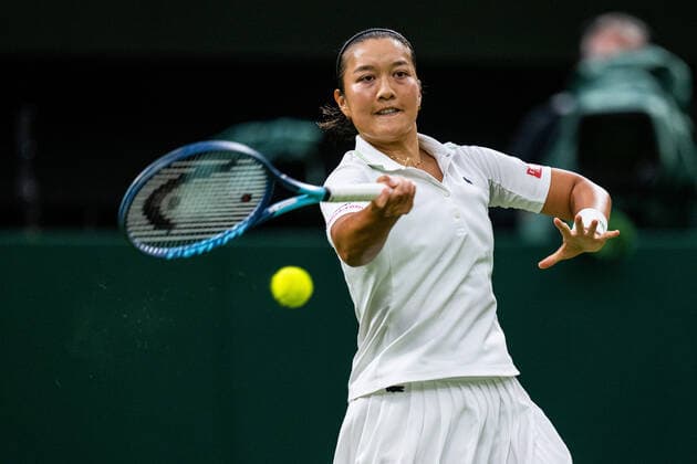 220628 Harmony Tan of France competes in a first round singles tennis match during day 2 of Wimbledon on June 28, 2022 in London Photo Mathias Bergeld BILDBYRAN kod MB MB0413 tennis wimbledon day 2 bbeng frankrike france dam,  Copyright: MATHIASxBERGELD BB220628MB102