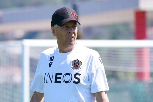 Lucien Favre (entraineur de l OGC Nice) FOOTBALL : Reprise de l™entrainement de l™OGC Nice - Nice - 29 06 2022 NorbertScanella Panoramic 