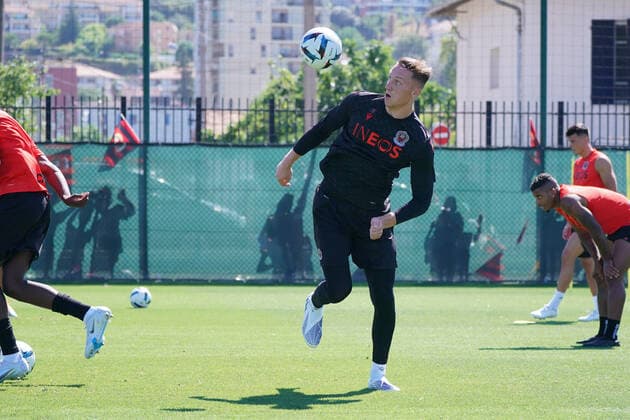 Marcin Bulka (OGC Nice) FOOTBALL : Reprise de l™entrainement de l™OGC Nice - Nice - 29 06 2022 NorbertScanella Panoramic 