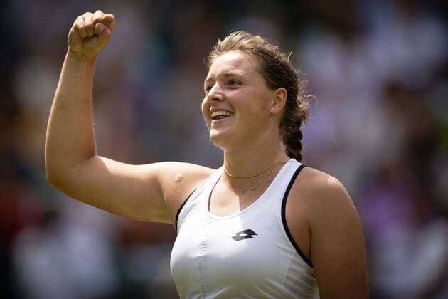 Mandatory Credit: Photo by Ella Ling Shutterstock (13008247n) Jule Niemeier celebrates after winning her second round match against Anett Kontaveit Wimbledon Tennis Championships, Day 3, The All England Lawn Tennis and Croquet Club, London, UK - 29 Jun 2022 Wimbledon Tennis Championships, Day 3, The All England Lawn Tennis and Croquet Club, London, UK - 29 Jun 2022  Copyright: xEllaxLing Shutterstockx 13008247n