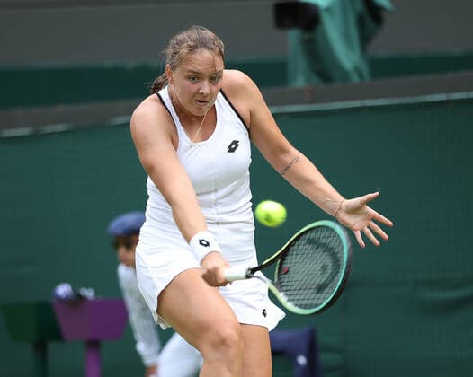 TENNIS - Wimbledon 2022 LONDON,ENGLAND,29.JUN.22 - TENNIS - WTA, Tennis Damen Tour, Wimbledon, Grand Slam. Image shows Jule Niemeier (GER).  GEPAxpictures xAlanxGrieves