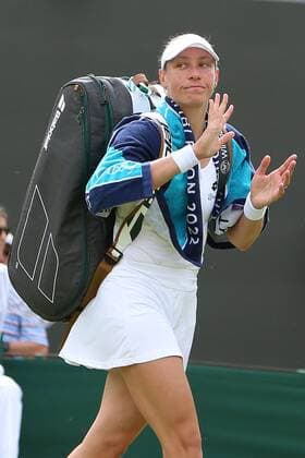 Great Britain, London, All England Lawn Tennis Club, The Championships Wimbledon 2022 - DAY 3- 29 06 2022 Belgian player Yanina Wickmayer (BEL) leaves the court after she lost her second round against Jelena Ostapenko (LAT) in London , All England Lawn Tennis Club at The Championships Wimbledon 2022 The Championships Wimbledon 2022- DAY 3- 29 06 2022 PhotoNews Panoramic 