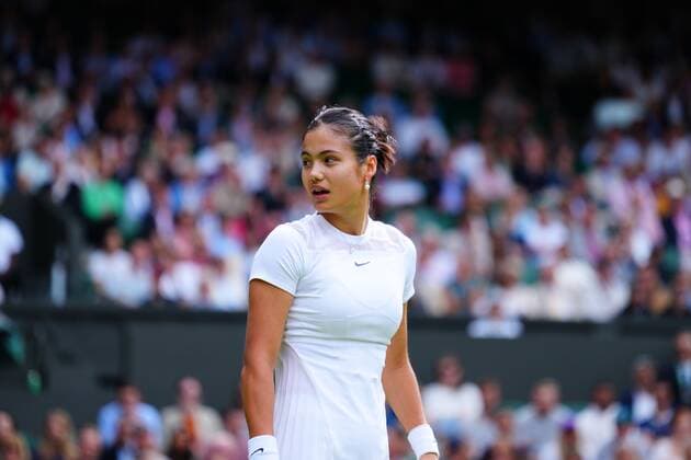Mandatory Credit: Photo by Javier Garcia Shutterstock (13008249cy) Emma Raducanu during her second round match Wimbledon Tennis Championships, Day 3, The All England Lawn Tennis and Croquet Club, London, UK - 29 Jun 2022 Wimbledon Tennis Championships, Day 3, The All England Lawn Tennis and Croquet Club, London, UK - 29 Jun 2022  Copyright: xJavierxGarcia Shutterstockx 13008249cy