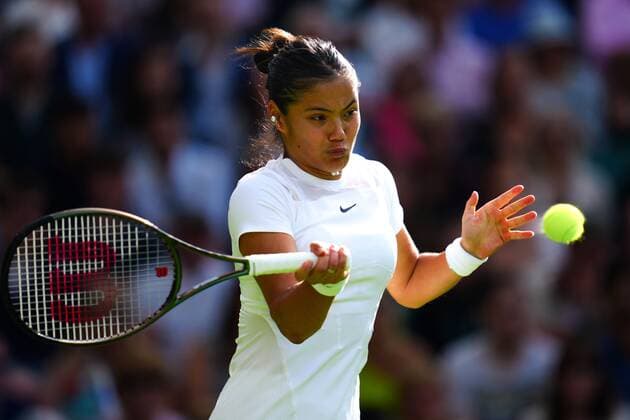 Mandatory Credit: Photo by Javier Garcia Shutterstock (13008249fo) Emma Raducanu during her second round match Wimbledon Tennis Championships, Day 3, The All England Lawn Tennis and Croquet Club, London, UK - 29 Jun 2022 Wimbledon Tennis Championships, Day 3, The All England Lawn Tennis and Croquet Club, London, UK - 29 Jun 2022  Copyright: xJavierxGarcia Shutterstockx 13008249fo