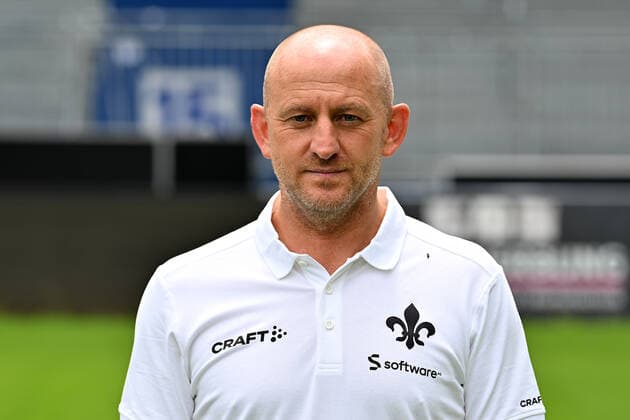 29 06 2022, xfux, football 2 Bundesliga, SV Darmstadt 98 photo appointment porträttermin 2022 23 xptt, emonline, emspor, v l coach Torsten Lieberknecht, SV Darmstadt 98, 2 BL, porträttermin 2022 2023 DFL DFB REGULATES PROHIBIT ANY USE OF PHOTOGRAPHS as IMAGE SEQUENCES and or QUASI VIDEO Darmstadt