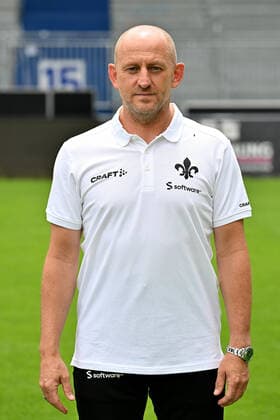 29 06 2022, xfux, football 2 Bundesliga, SV Darmstadt 98 photo appointment porträttermin 2022 23 xptt, emonline, emspor, v l coach Torsten Lieberknecht, SV Darmstadt 98, 2 BL, porträttermin 2022 2023 DFL DFB REGULATES PROHIBIT ANY USE OF PHOTOGRAPHS as IMAGE SEQUENCES and or QUASI VIDEO Darmstadt