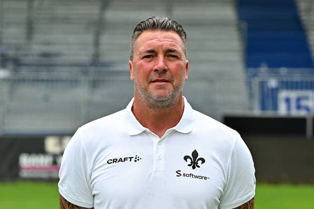 29 06 2022, xfux, football 2 Bundesliga, SV Darmstadt 98 photo appointment porträttermin 2022 23 xptt, emonline, emspor, v l goalkeeper coach Dimo Wache, SV Darmstadt 98, 2 BL, porträttermin 2022 2023 DFL DFB REGULATES PROHIBIT ANY USE OF PHOTOGRAPHS as IMAGE SEQUENCES and or QUASI VIDEO Darmstadt
