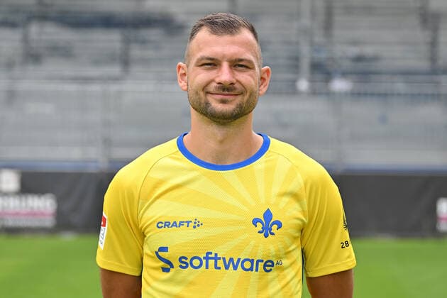 29 06 2022, xfux, football 2 Bundesliga, SV Darmstadt 98 photo appointment porträttermin 2022 23 xptt, emonline, emspor, v l Steve Kroll, SV Darmstadt 98, 2 BL, porträttermin 2022 2023 DFL DFB REGULATES PROHIBIT ANY USE OF PHOTOGRAPHS as IMAGE SEQUENCES and or QUASI VIDEO Darmstadt