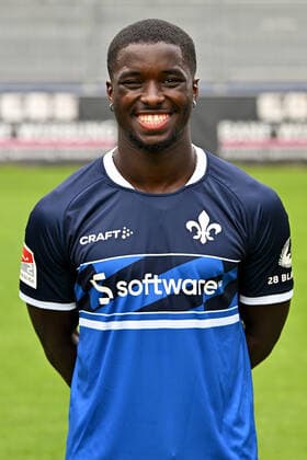 29 06 2022, xfux, football 2 Bundesliga, SV Darmstadt 98 photo appointment porträttermin 2022 23 xptt, emonline, emspor, v l Braydon Manu, SV Darmstadt 98, 2 BL, porträttermin 2022 2023 DFL DFB REGULATES PROHIBIT ANY USE OF PHOTOGRAPHS as IMAGE SEQUENCES and or QUASI VIDEO Darmstadt