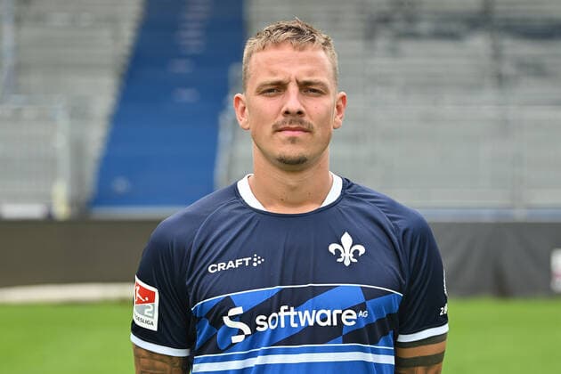 29 06 2022, xfux, football 2 Bundesliga, SV Darmstadt 98 photo appointment porträttermin 2022 23 xptt, emonline, emspor, v l Phillip Tietz, SV Darmstadt 98, 2 BL, porträttermin 2022 2023 DFL DFB REGULATES PROHIBIT ANY USE OF PHOTOGRAPHS as IMAGE SEQUENCES and or QUASI VIDEO Darmstadt