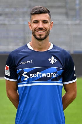 29 06 2022, xfux, football 2 Bundesliga, SV Darmstadt 98 photo appointment porträttermin 2022 23 xptt, emonline, emspor, v l Klaus Gjasula, SV Darmstadt 98, 2 BL, porträttermin 2022 2023 DFL DFB REGULATES PROHIBIT ANY USE OF PHOTOGRAPHS as IMAGE SEQUENCES and or QUASI VIDEO Darmstadt